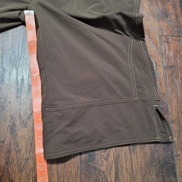 Kuhl Brown Shorts size 8 - Picture 8 of 8